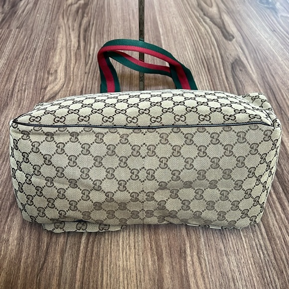 A202 - ๐ฏ% authentic Gucci shoulder bag - Picture 13 of 16